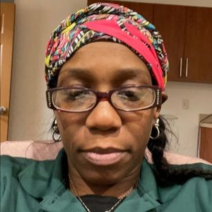 Meet your Posher, Aldonia